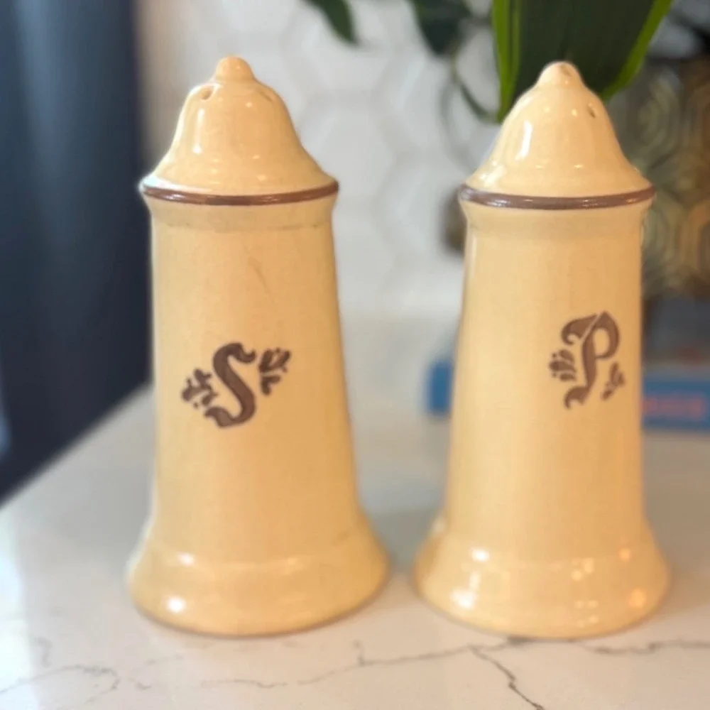 Vintage Pfaltzgraff Village Salt Pepper Shakers & Candlestick Holders Stoneware
